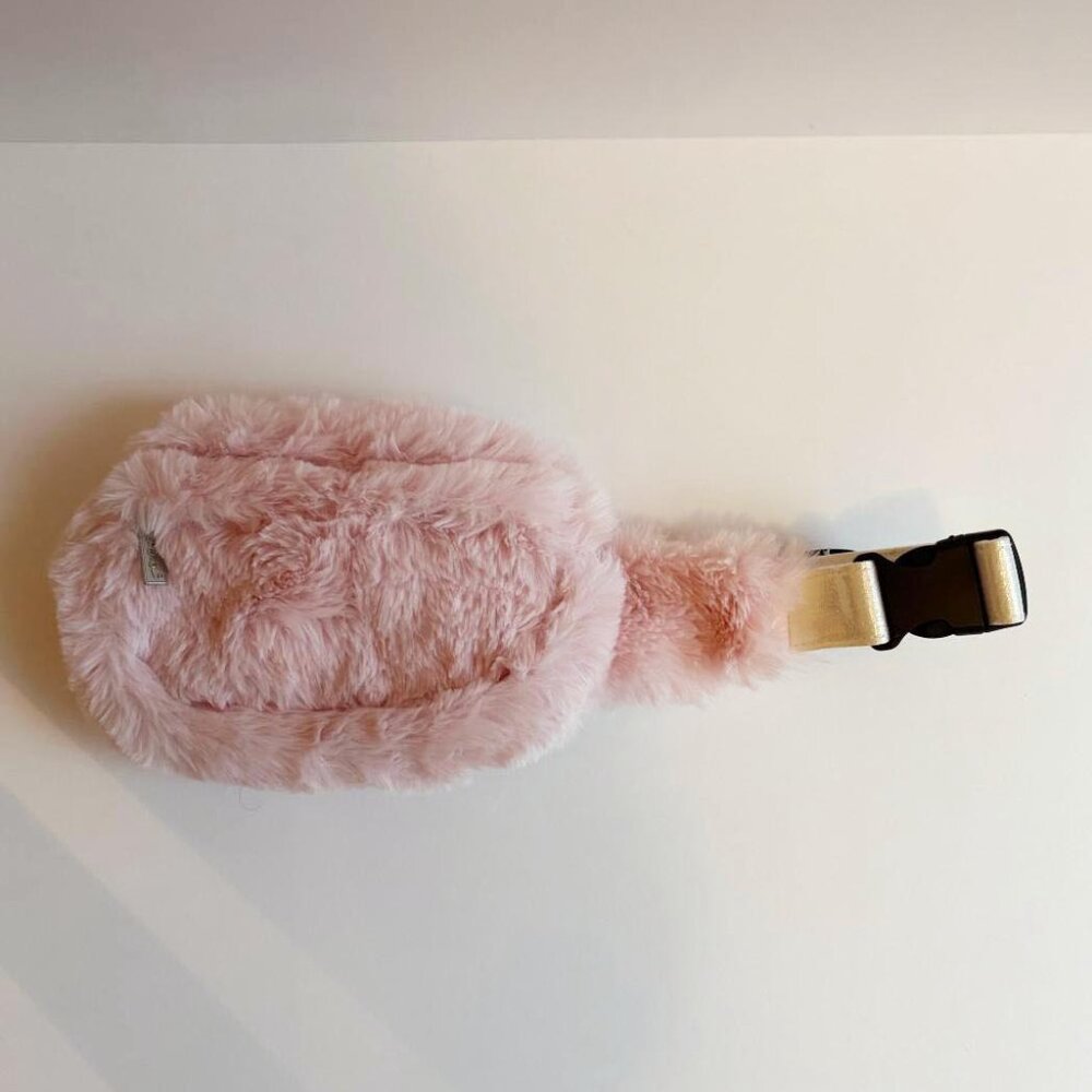 Iscream Rose Faux Fur Belt Bag - Picture 2 of 8
